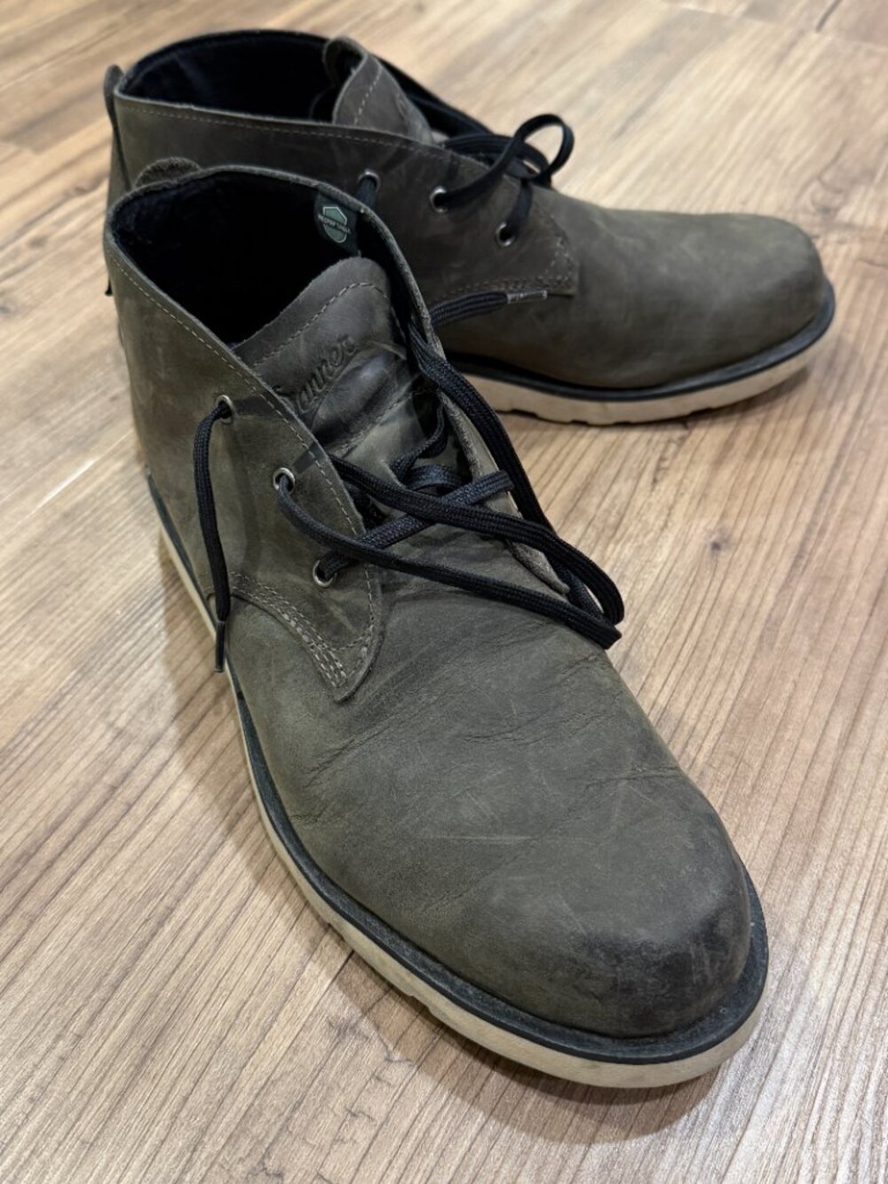 Danner Pine Grove Chukka - size 12